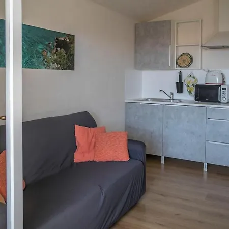 Taloro Ab Iun Q3273 Διαμέρισμα